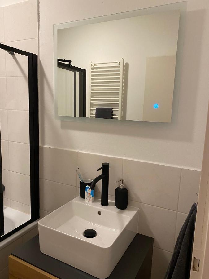 Apartment Am Palaisgarten, Netflix, Wlan, Boxspringbett デトモルト エクステリア 写真